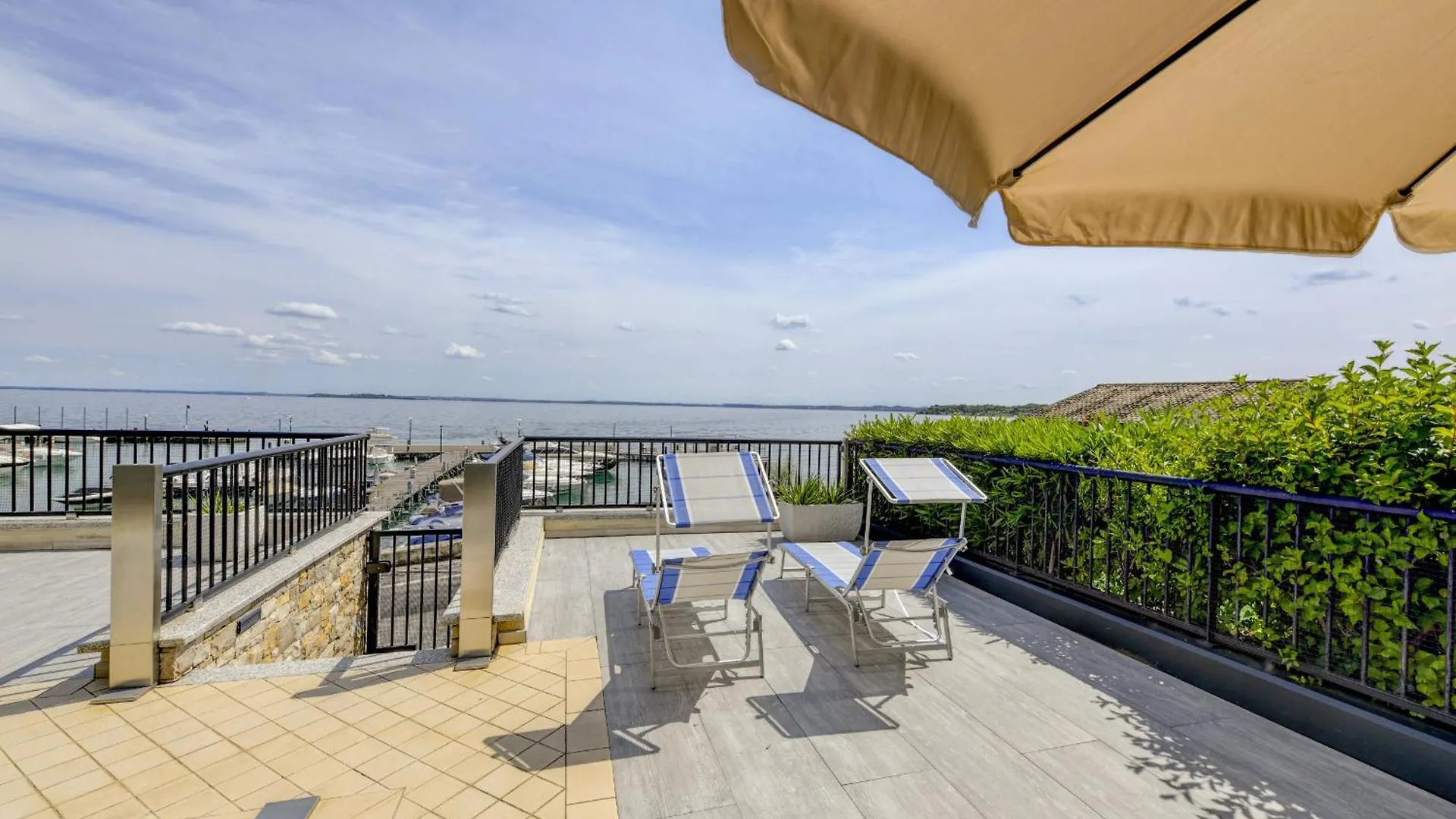 La Perla Adult Only Apartment Manerba del Garda