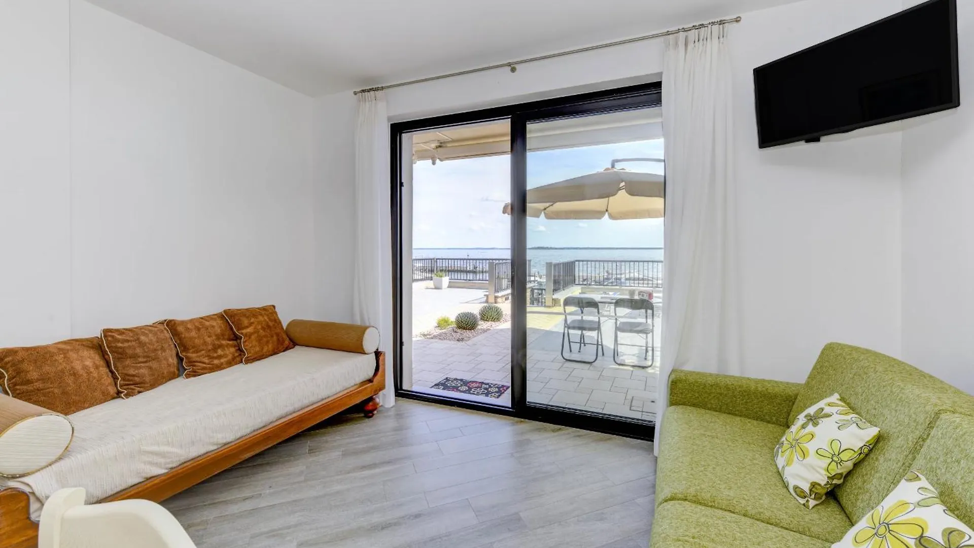 La Perla Adult Only Apartment Manerba del Garda