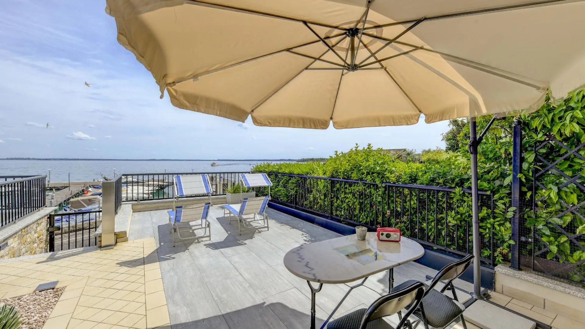 La Perla Adult Only Apartment Manerba del Garda